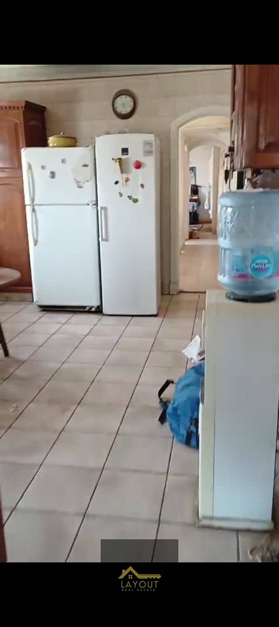 2 f30b984a-41ca-49ac-bcf9-736b718e8ed9. jpg