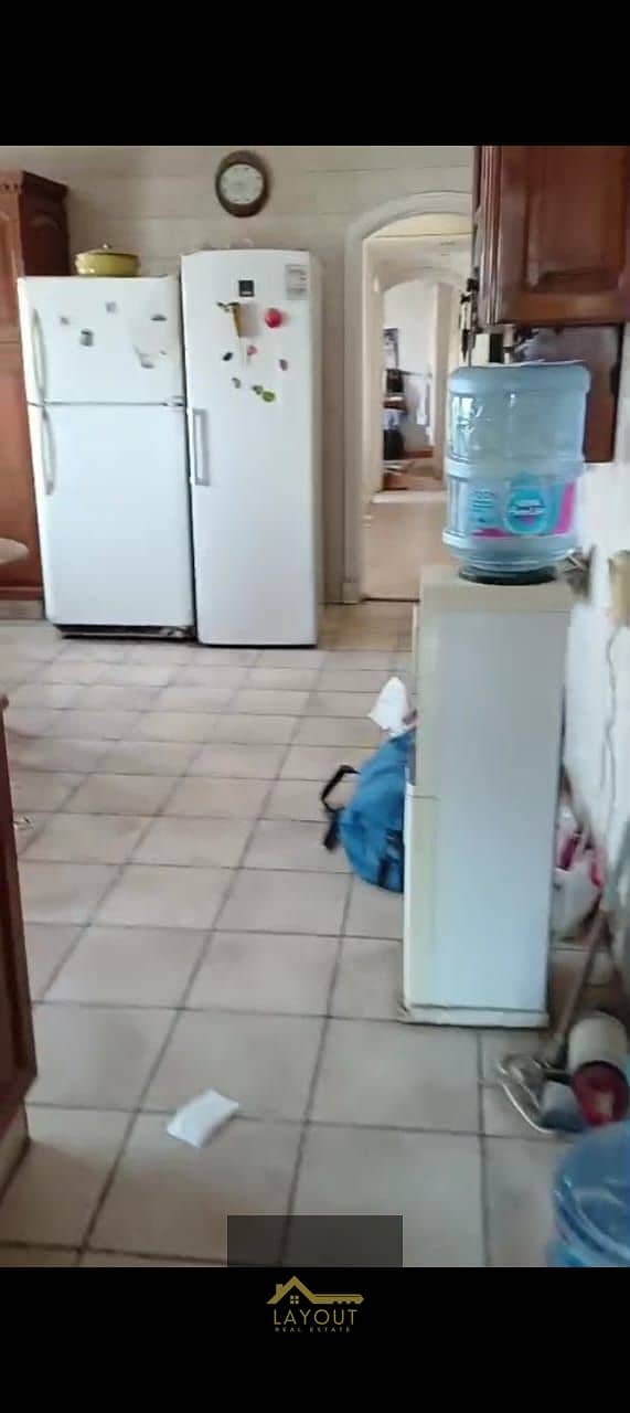 6 583f9b46-b935-4385-a56d-eaf769ad25e6. jpg