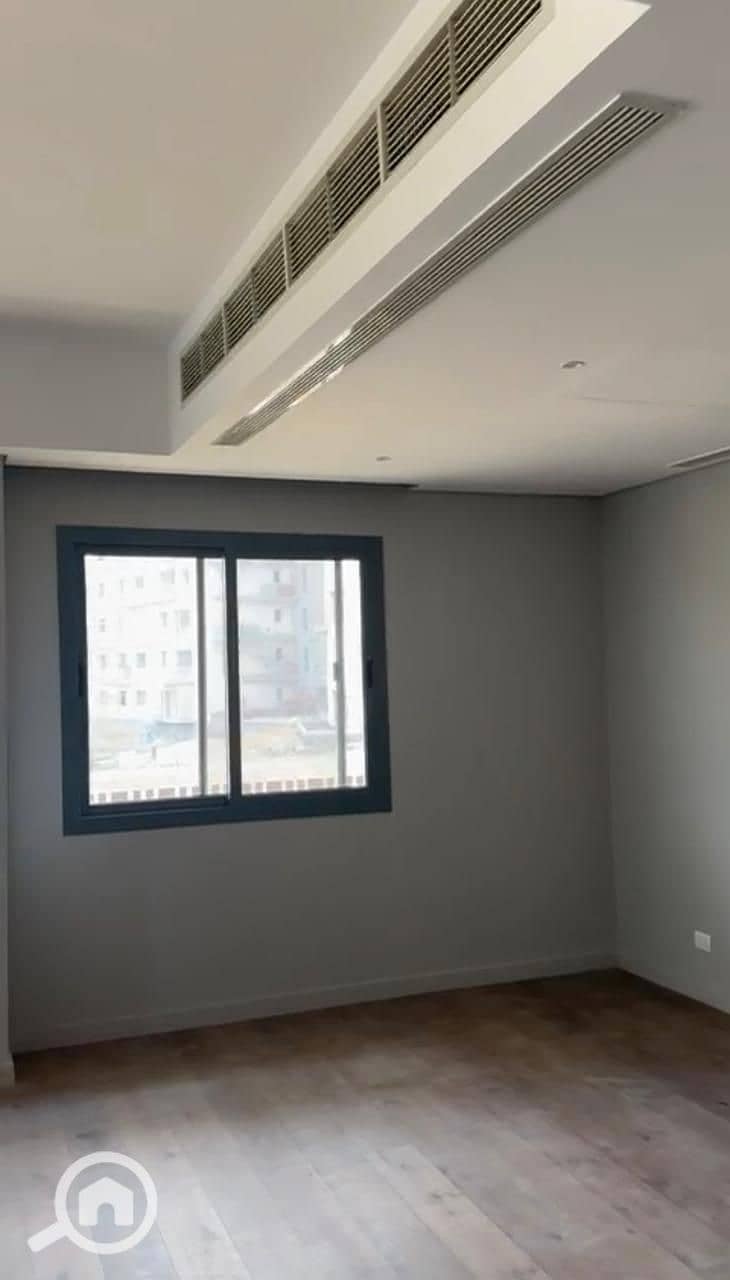 5 WhatsApp Image 2026-01-06 at 1.26. 08 PM (1). jpeg