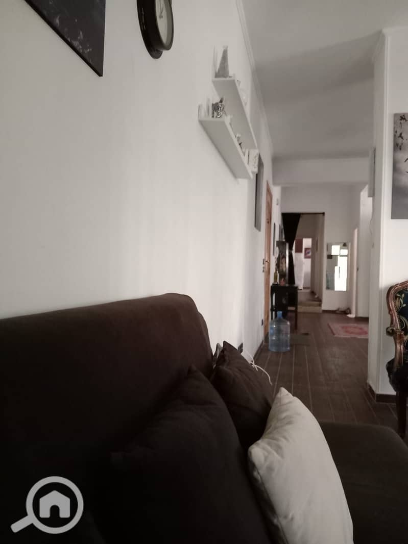 4 f17c013b-99b3-4438-87b7-adc1a23469e7. jpeg