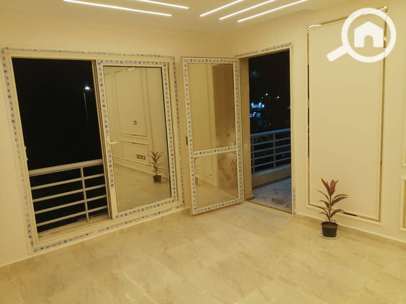 3 62cb7ef7-6ae0-4702-890a-bdfe33a1aa42. jpg