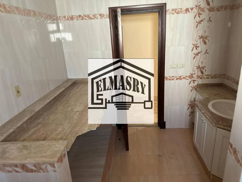 41 f2c40ec8-e4dd-467e-b116-cd2070c04c33. jpeg