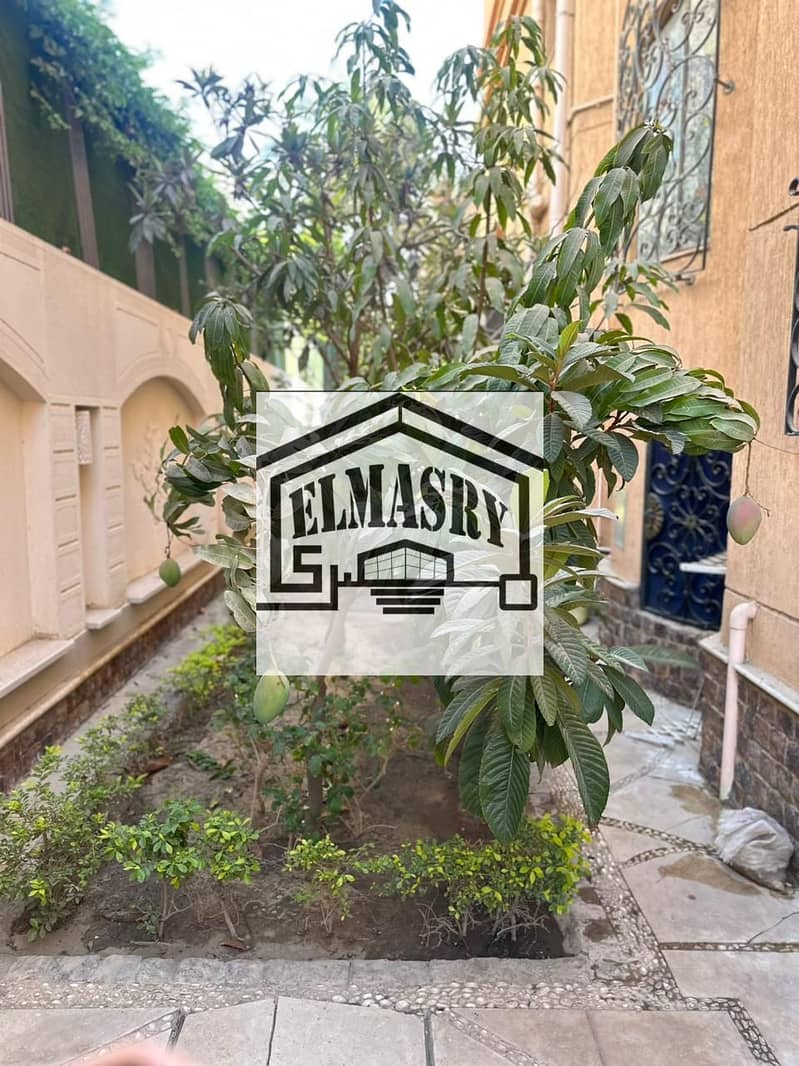 42 8b130cbd-f806-4407-b7f6-b21be96b1e37. jpeg