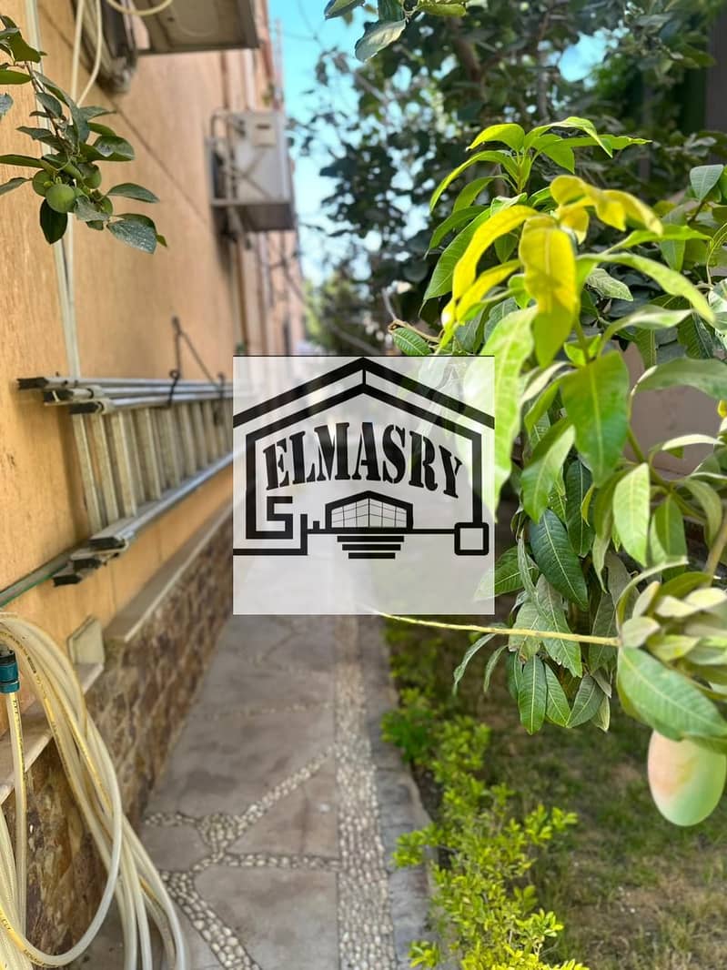 44 1010a337-5fcc-46cf-b85d-bc5dc983c828. jpeg