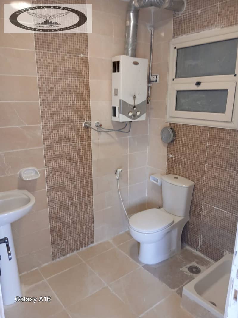 18 d76e0cf6-41ce-4864-a536-ea9c5c3a6c64. jpg