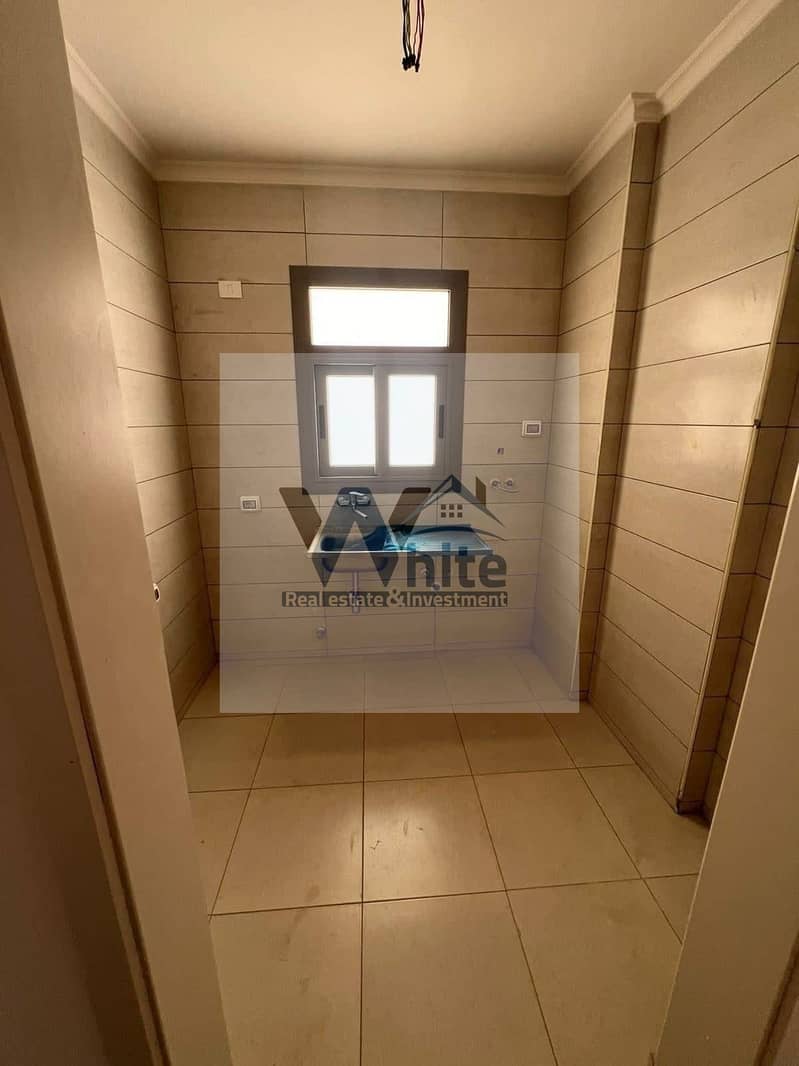 4 32d80c5e-9071-47a7-9407-d789ef9e784b. jpeg