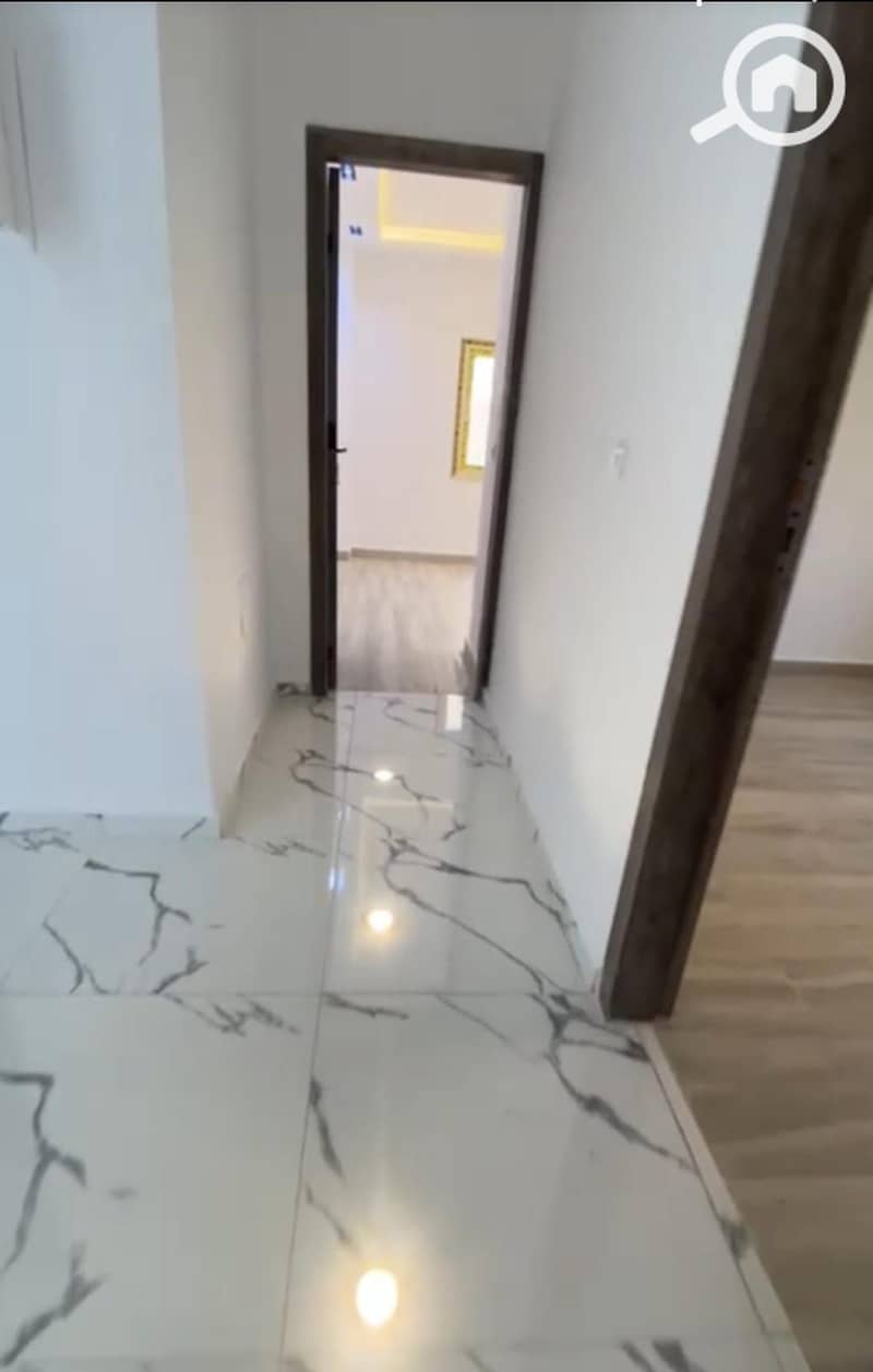 5 2967f34f-fb6e-4d6d-8d14-d24244eb5fba. jpg