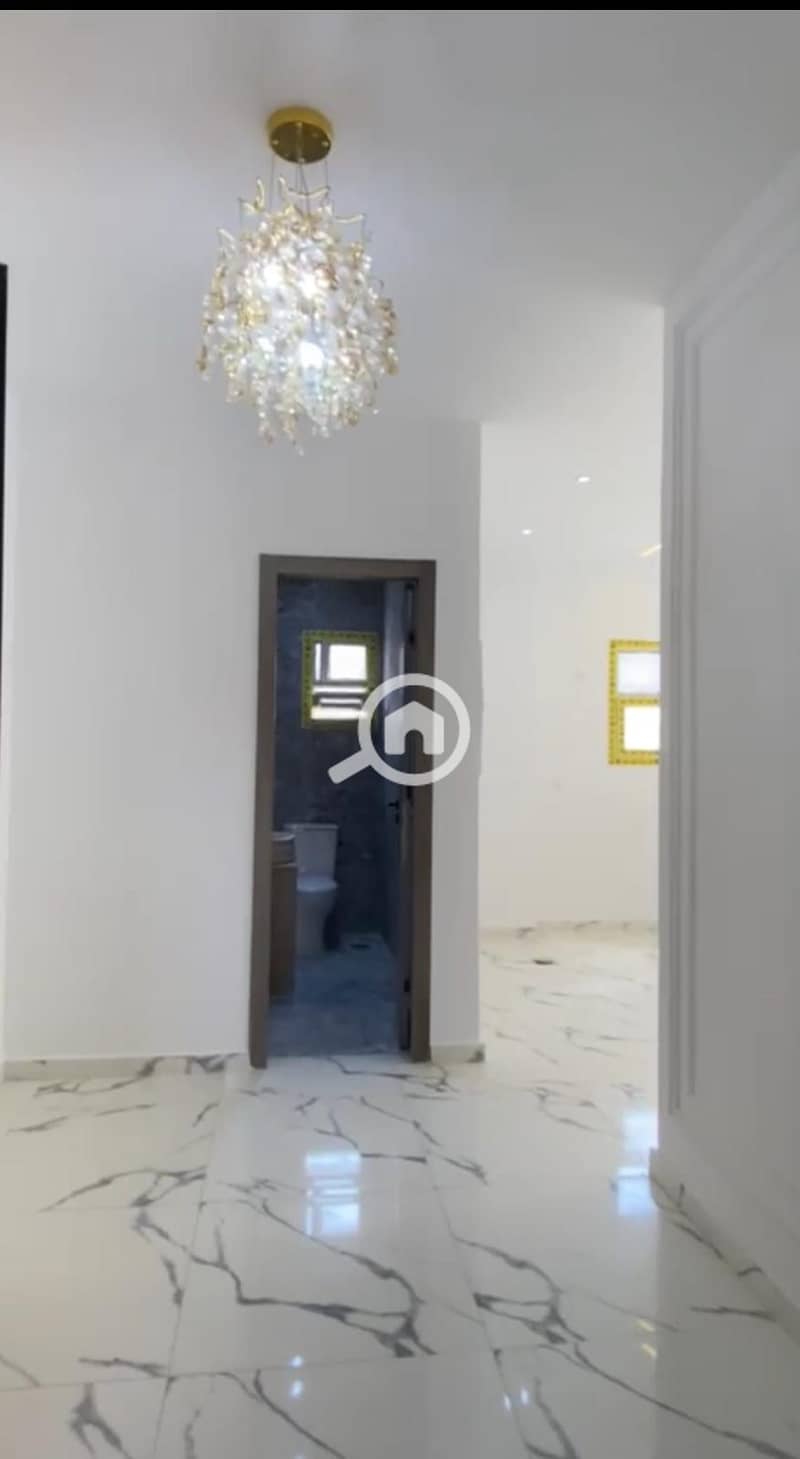 7 a74d4523-a975-412f-8ce9-d93054c39b1b. jpg