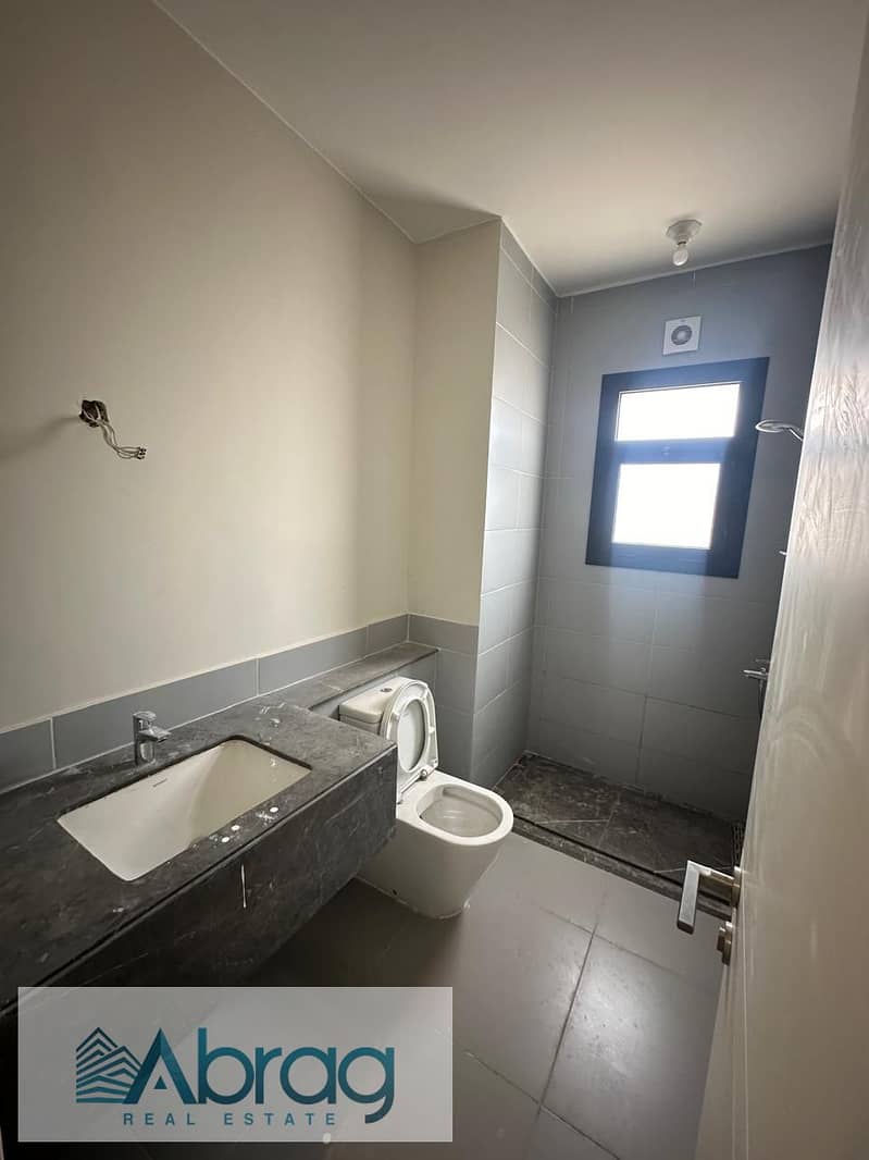 4 WhatsApp Image 2026-01-06 at 2.09. 30 PM (1). jpeg