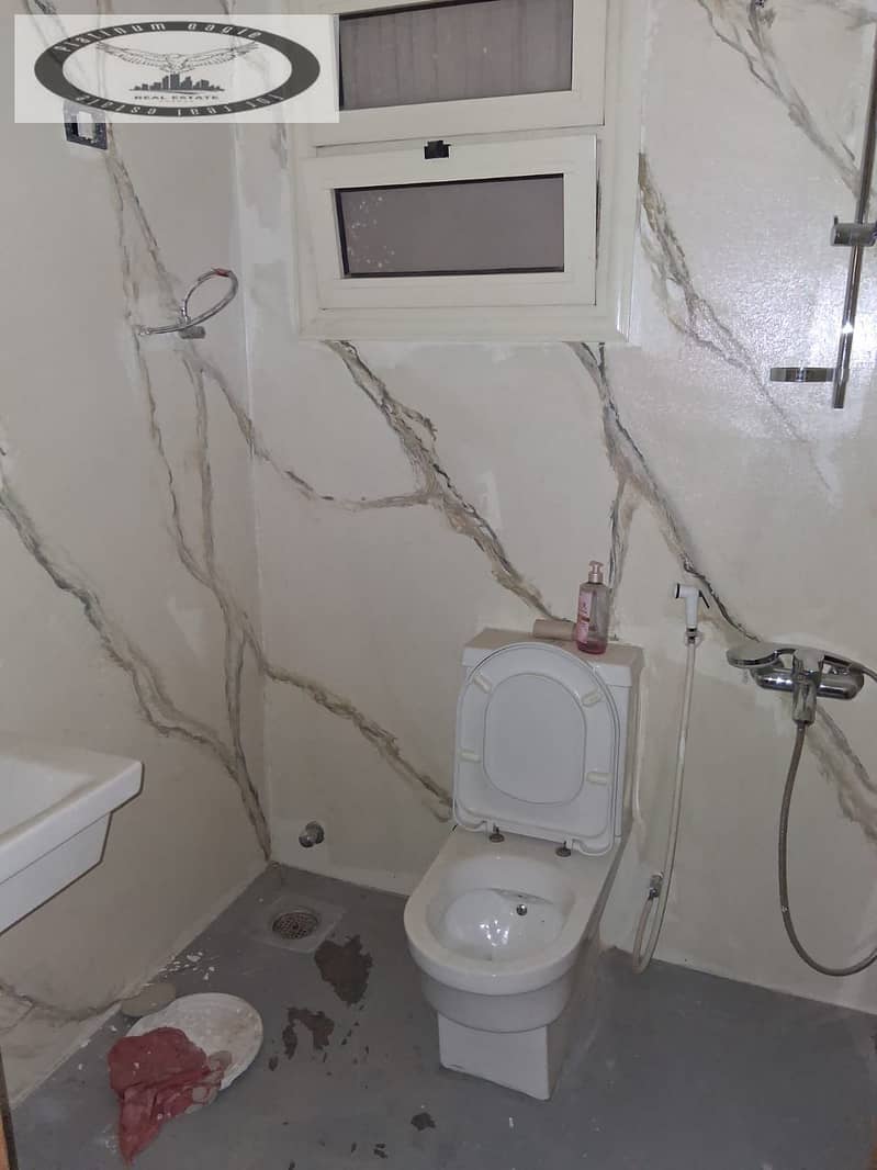 11 b725912e-02b0-467a-bb0c-74e1b39fb7aa. jpg