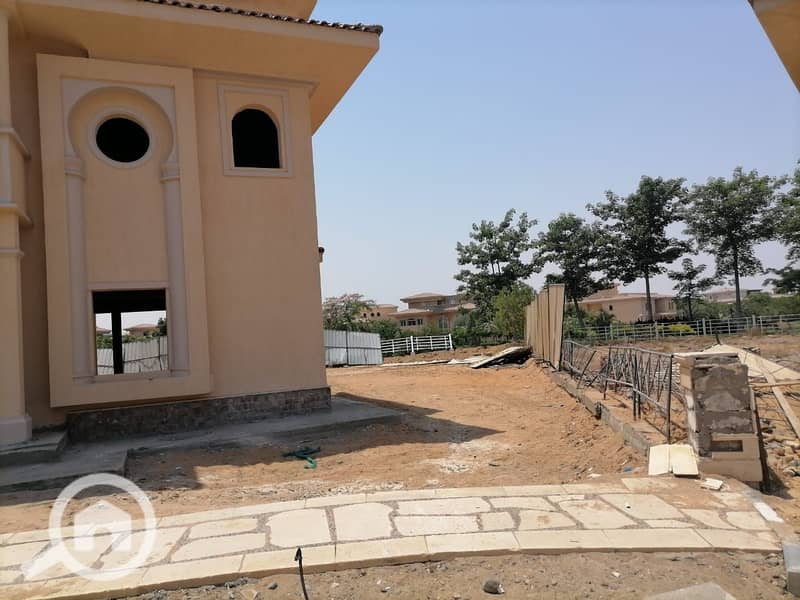 2 1ae1eef8-5595-4a6e-81d3-ee3f3ed1a1b7. jpg