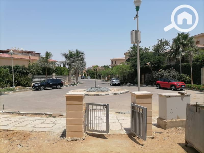 5 9a9efb03-65db-4d68-80de-619b7126e3a9. jpg