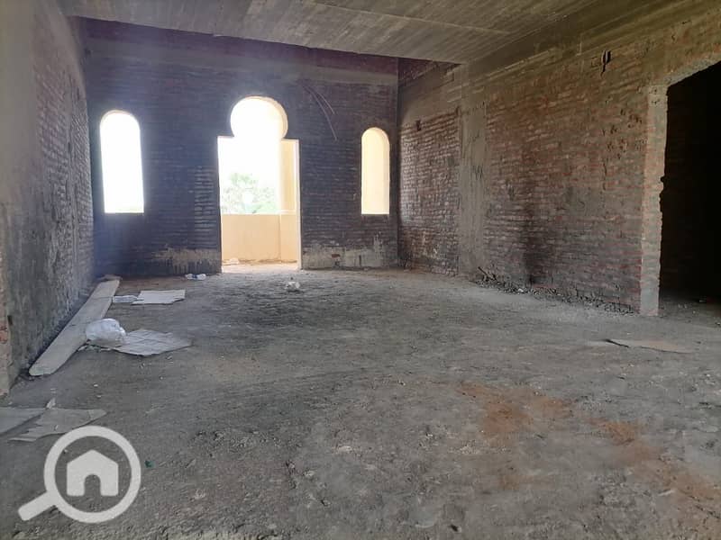 12 04758635-9e74-4835-a95f-a656f1a78d51. jpg