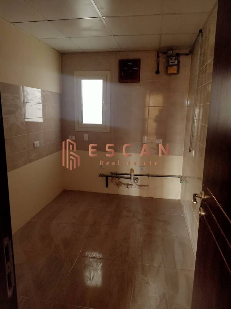 10 U766748 (11). jpg