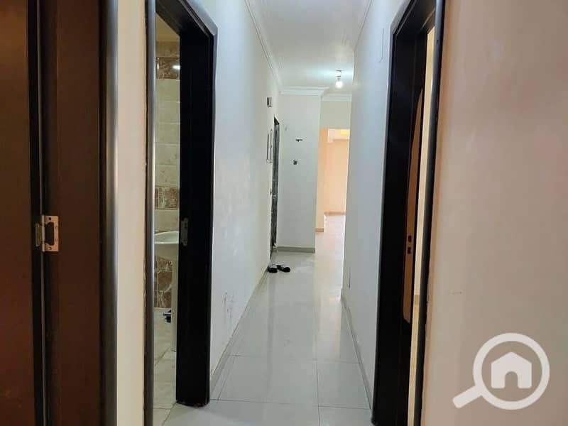 2 ba171ab3-1bc3-4988-a589-356df3eecb21. jpg