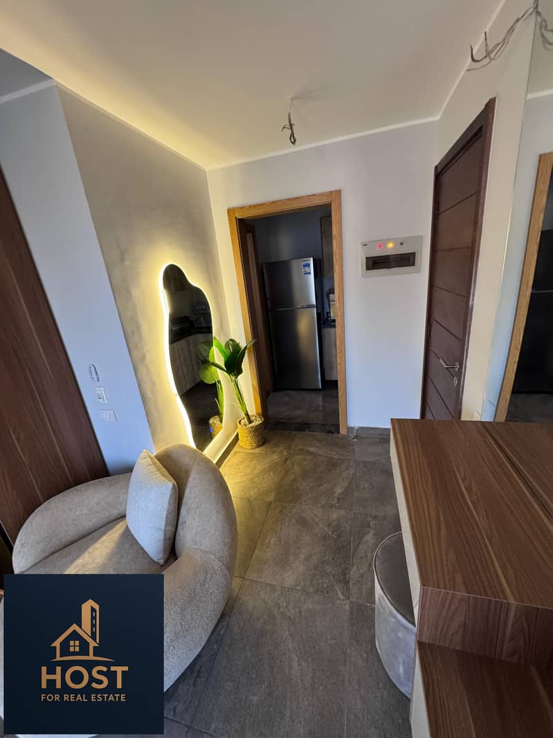 4 WhatsApp Image 2026-01-06 at 12.11. 37 (1). jpeg