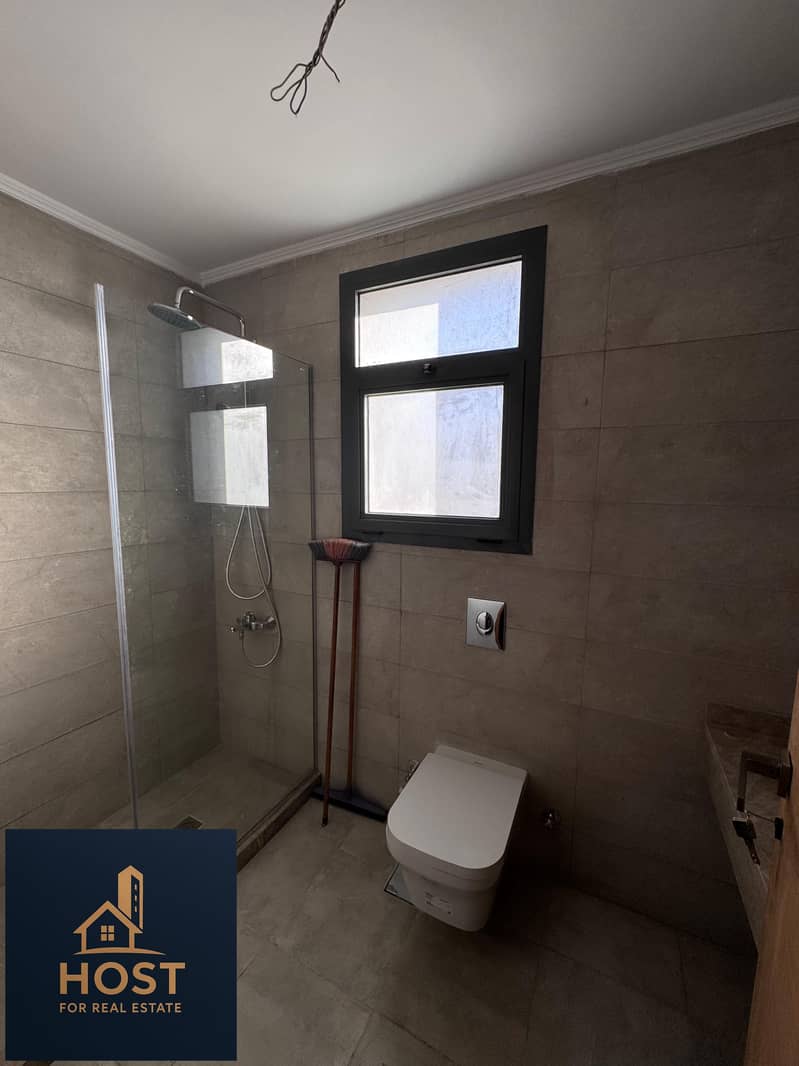 12 WhatsApp Image 2026-01-06 at 12.11. 38 (4). jpeg