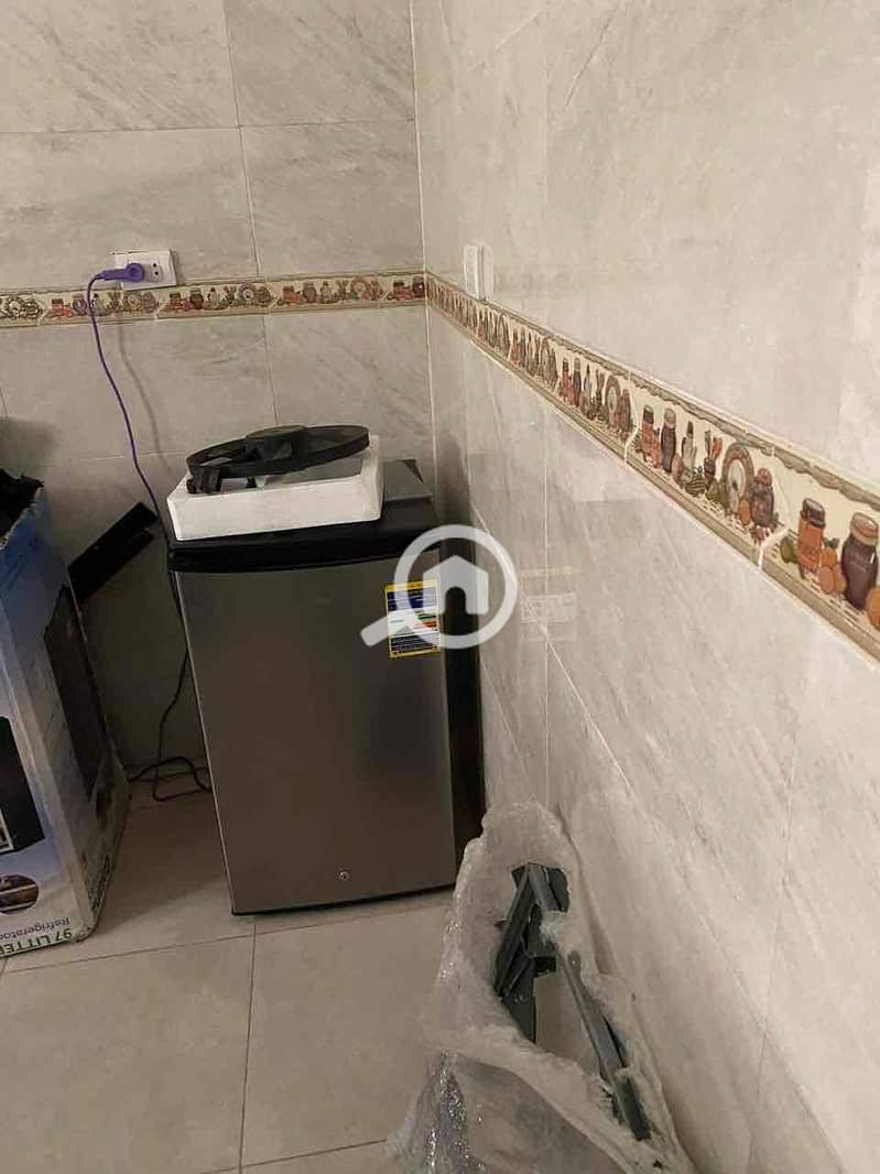 7 7ab29f45-b7d8-4ea3-b9b2-273e69a3a6cf. jpg