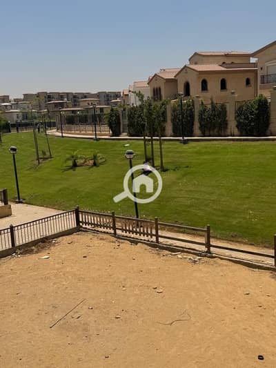 فیلا 5 غرف نوم للبيع في القاهرة الجديدة، القاهرة - 611372124_122154143780940036_1468043420178327306_n. jpg