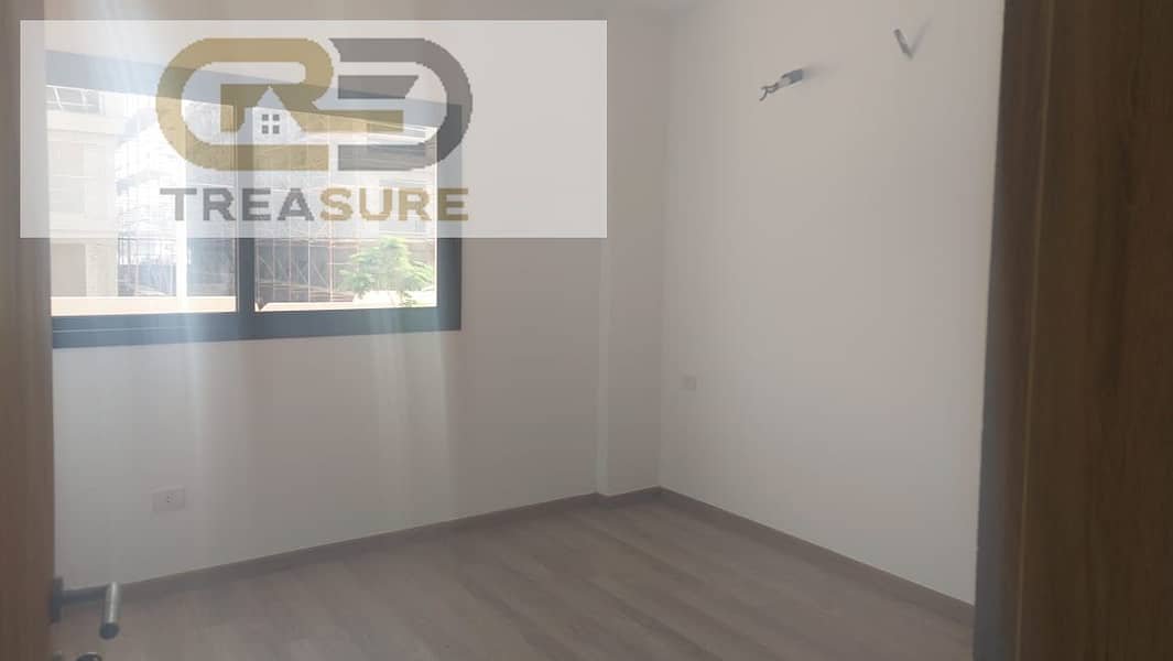 4 WhatsApp Image 2026-01-06 at 2.25. 28 PM (1). jpeg