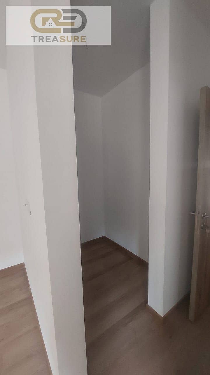 5 WhatsApp Image 2026-01-06 at 2.25. 26 PM (3). jpeg