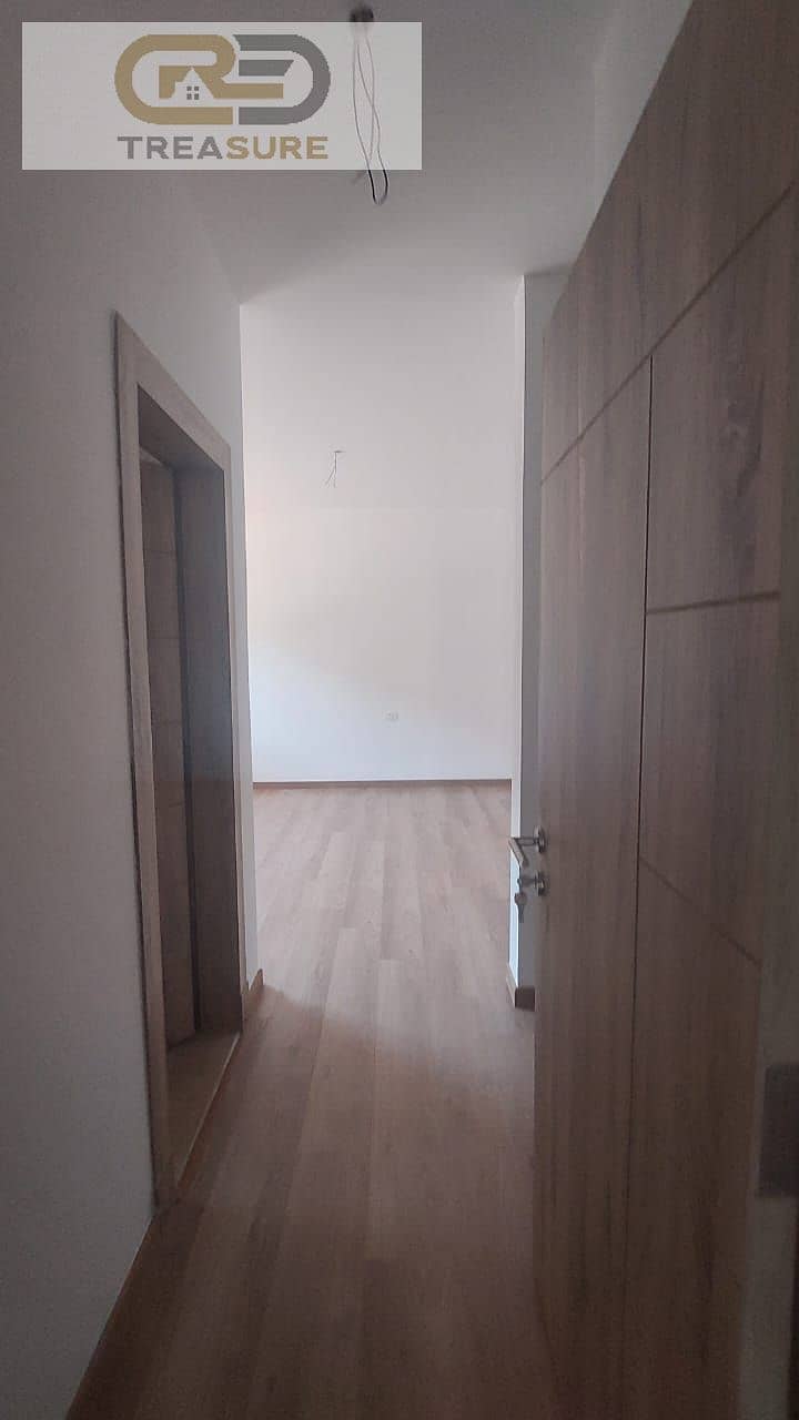 8 WhatsApp Image 2026-01-06 at 2.25. 27 PM. jpeg