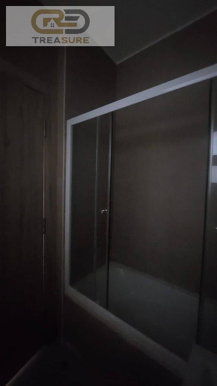 10 WhatsApp Image 2026-01-06 at 2.25. 28 PM. jpeg