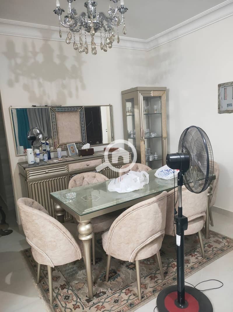 2 5f24e7e8-5bd2-4446-9415-a30aee3e486b. jpeg