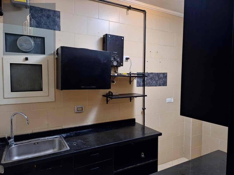 10 cc68fcc4-e5ec-4b4f-ad75-2c60ef6f7f64. jpg