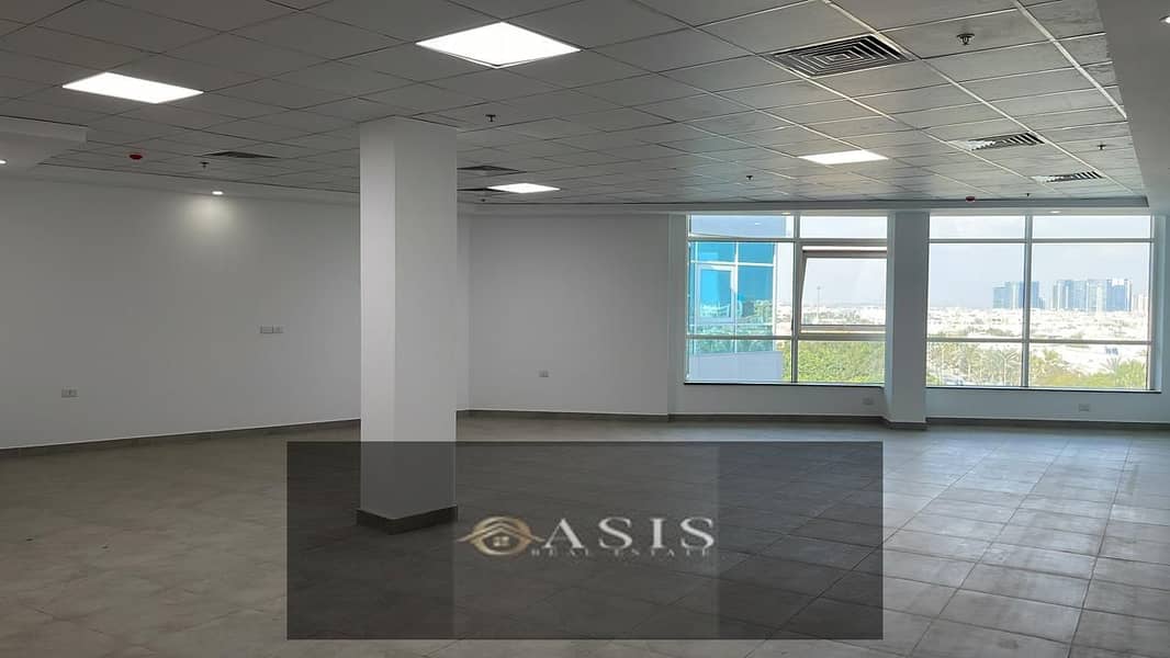 6 WhatsApp Image 2026-01-04 at 16.45. 40 (1). jpeg