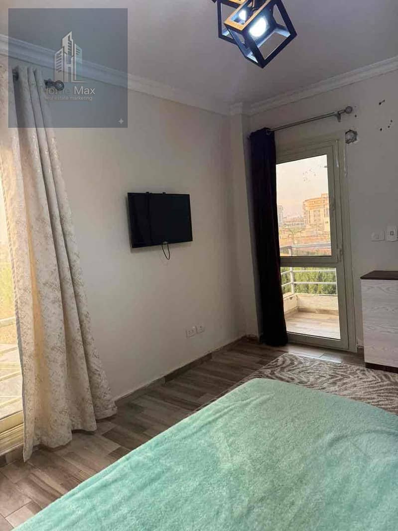 9 8697a1f6-f542-4585-8ee9-5adfcbf2d199. jpg