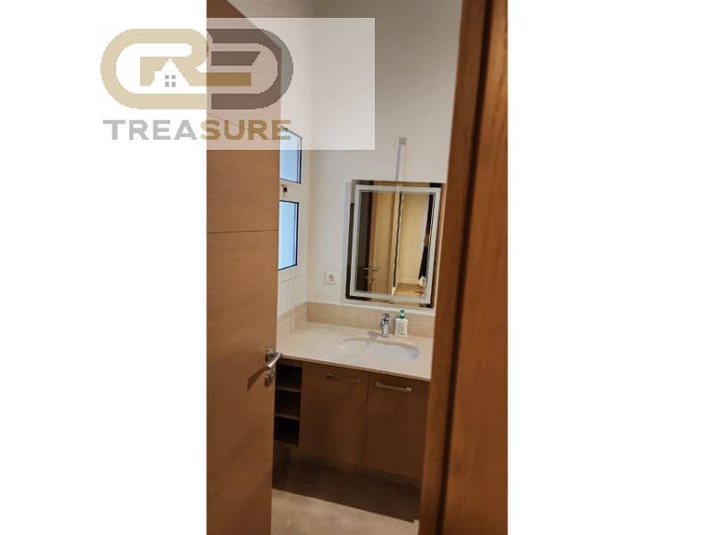 12 WhatsApp Image 2026-01-05 at 12.40. 06 PM. jpg