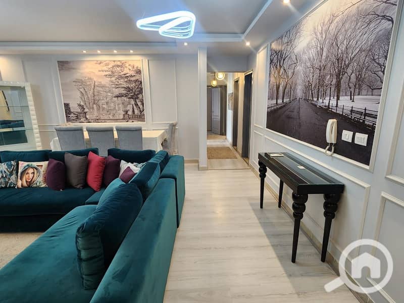 4 6cc1ccdd-bc0d-4fc7-8c1f-df7e00287b20. jpeg