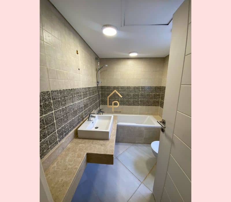 4 WhatsApp Image 2026-01-05 at 4.40. 23 PM (1). jpg