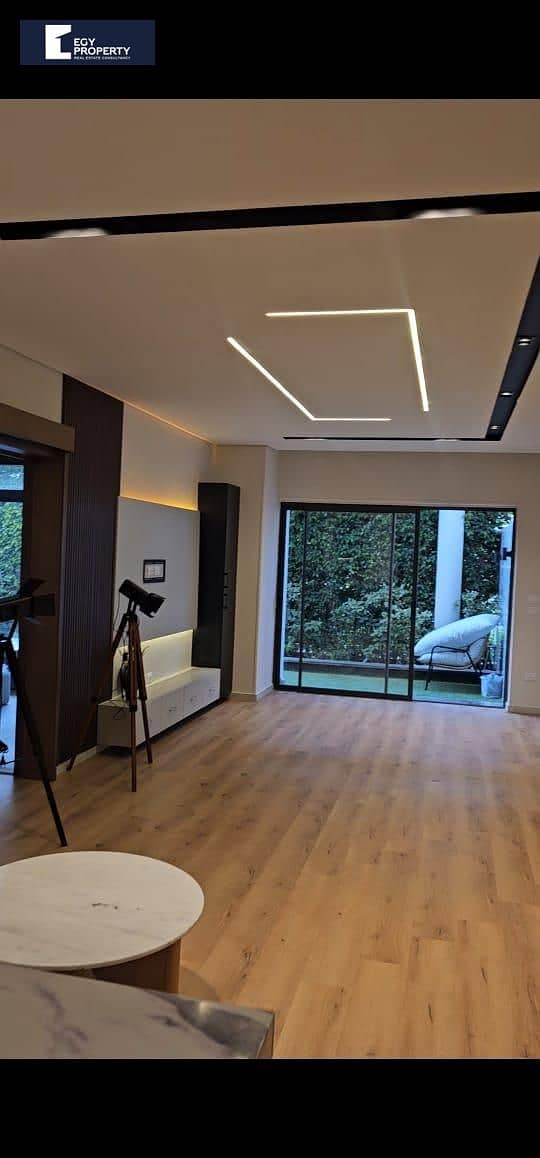 4 _files_1086bc36-4d73-49d1-b860-8b1c8347c445. jpeg