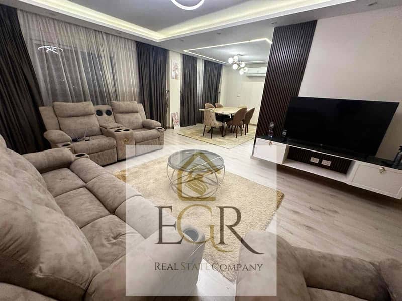 33 086b3d1f-62c4-4568-85f6-765fbd160713. jpg