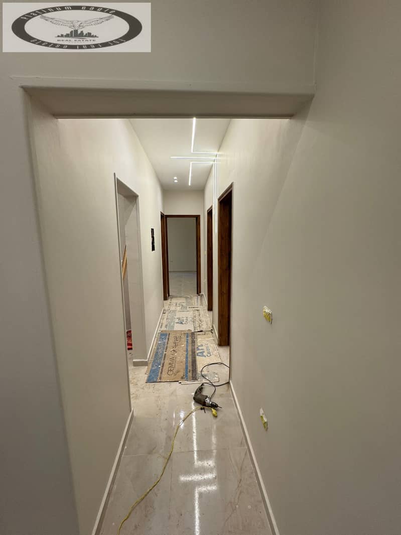 2 df57e909-a85b-4992-a34d-b7eb40386232. jpg