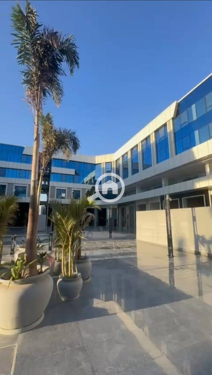 9 WhatsApp Image 2026-01-06 at 16.11. 30. jpeg