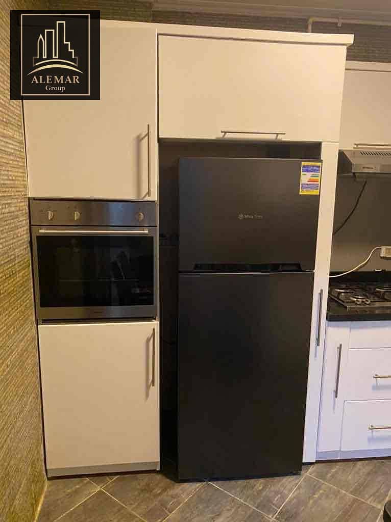 8 8a3880fd-09bb-4757-b84b-5af86cd88b27. jpg