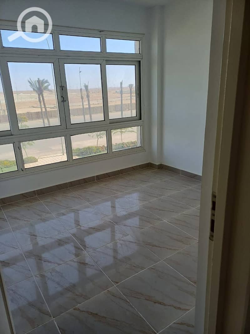 9 19385579-480e-43cd-bf95-6a8bc77fd937. jpeg