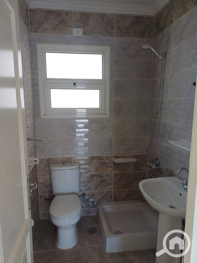 11 cf0432e3-94d2-4376-81ad-0964431c76fc. jpeg