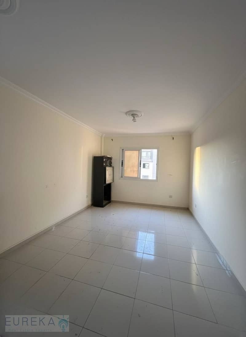 8 494b7ef7-fc14-4f40-b053-4bc1a46e58c7 (002). jpg