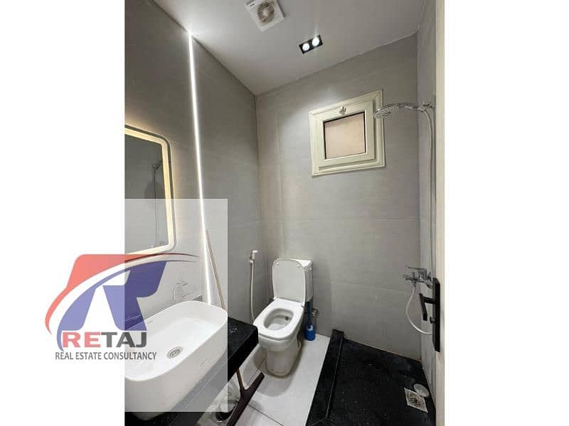 5 8f47d099-e293-45a0-bd3d-53fca17536d3. jfif. jpg