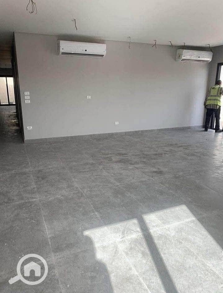 7 3a82a9d6-5935-40ec-a2ce-1b941d02714a. jpg