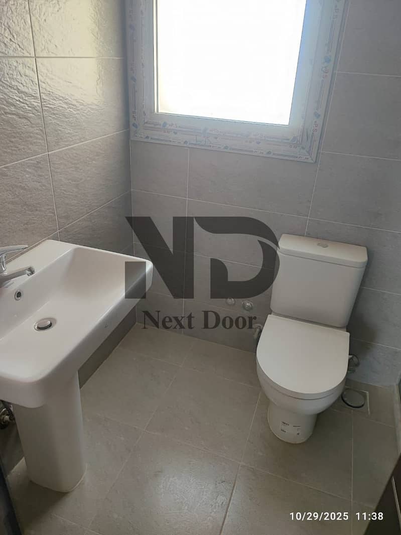 4 692d7cf812cbf_1efee903-02f3-41a0-94d2-7cf432bc2016. jpg