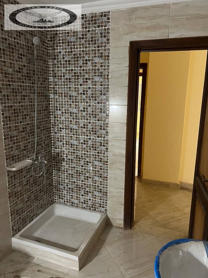 12 ccc16a5d-8cd7-40ca-9344-189030b9b614. jpg