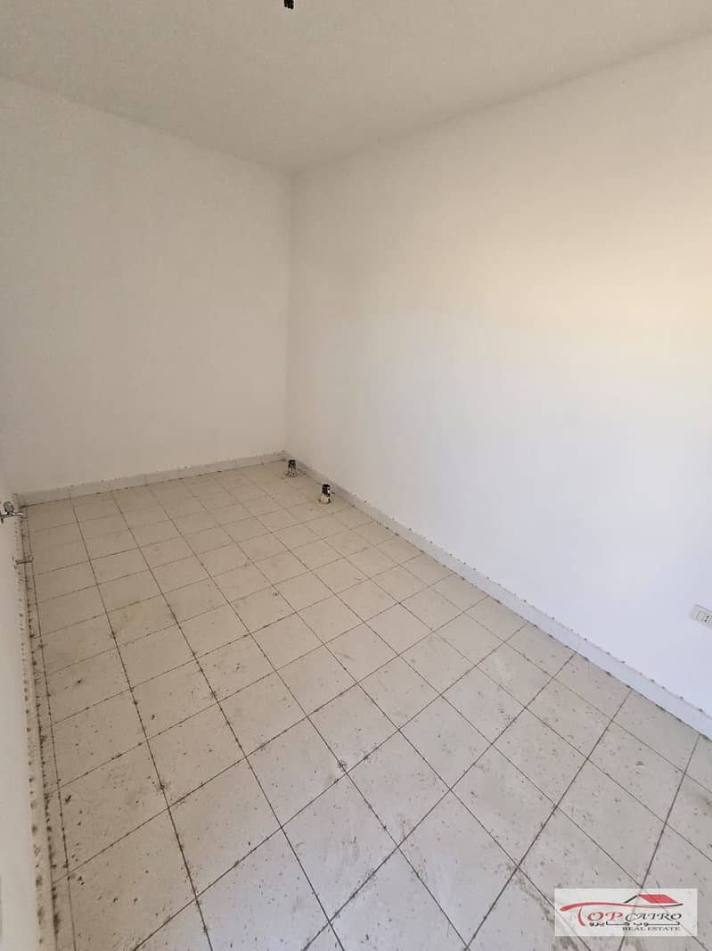 8 WhatsApp Image 2026-01-06 at 3.35. 23 PM. jpeg