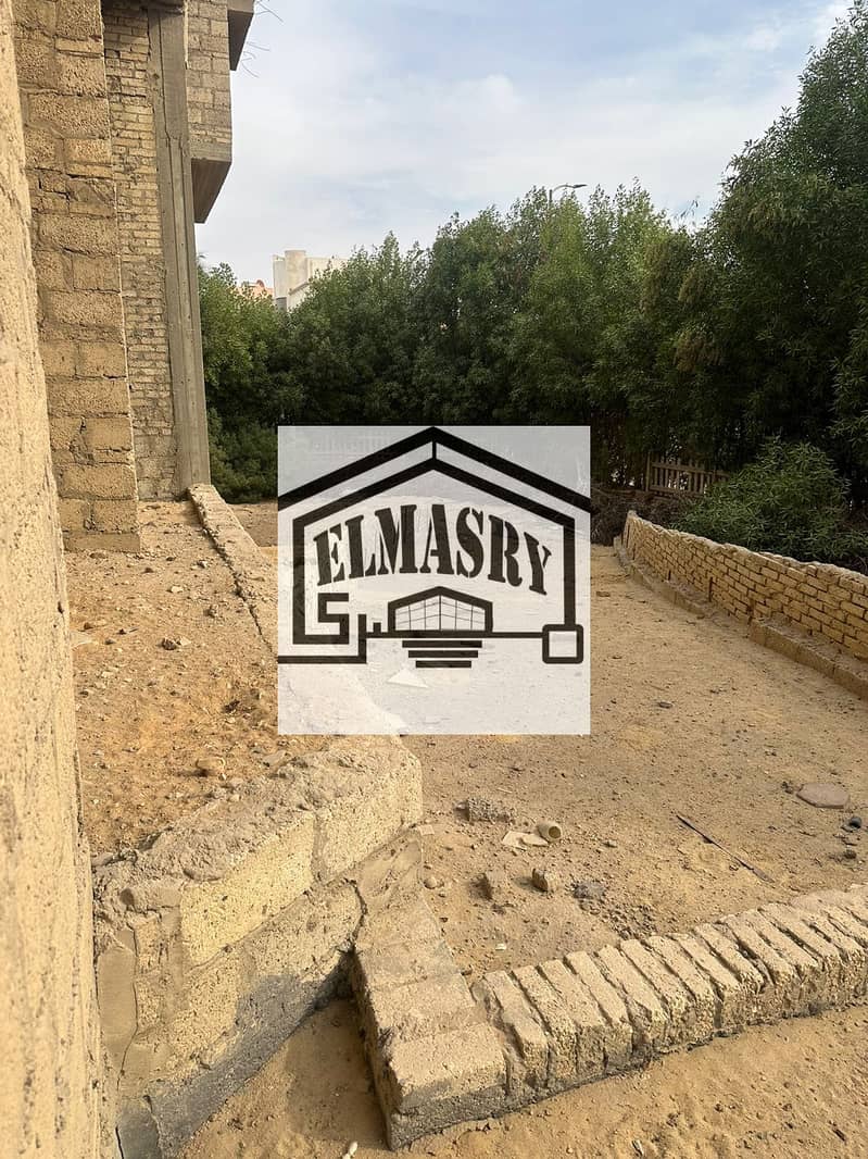 5 61e53980-f217-4eb7-a7d8-e22c6ce8af0c. jpg