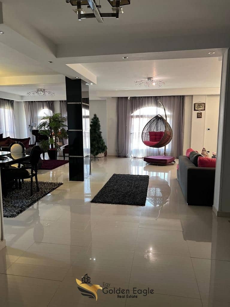 2 ea1e167b-84f6-4d76-aeaa-7784a7957d3c. jpeg