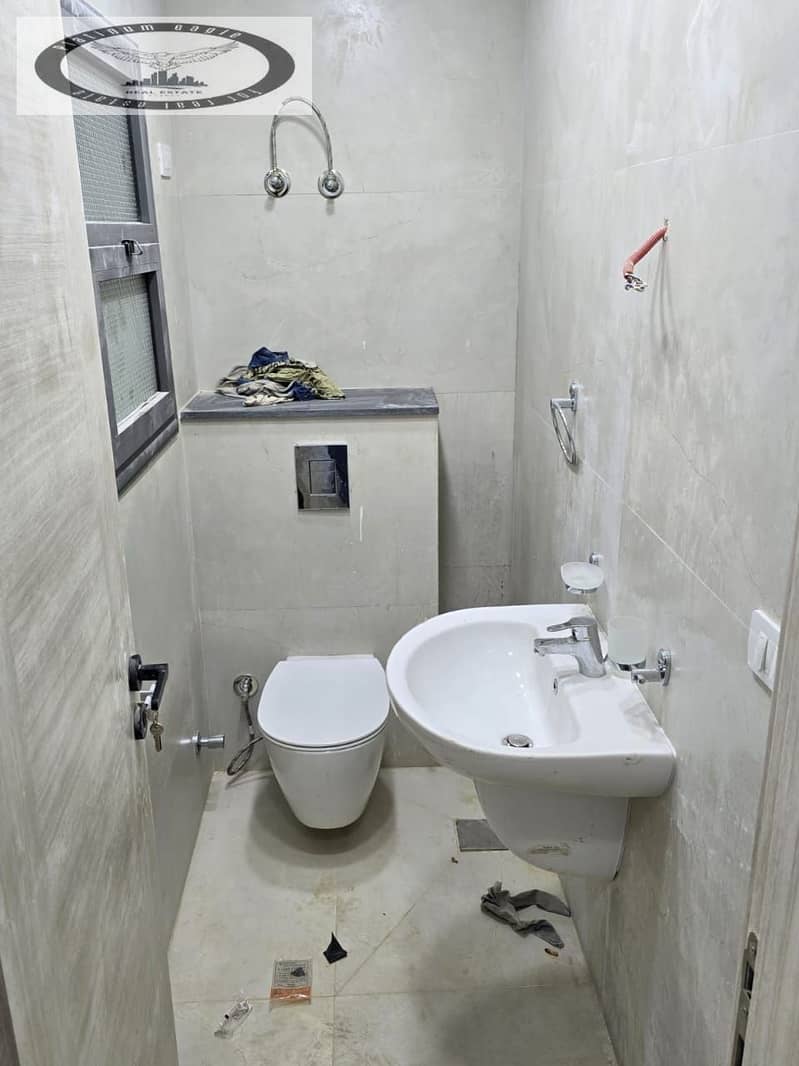 11 93cec314-47c9-4ee0-b052-3a262b3d597c. jpg